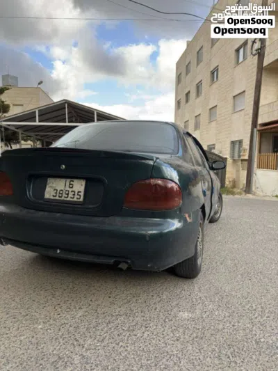 Hyundai Accent Standard 3