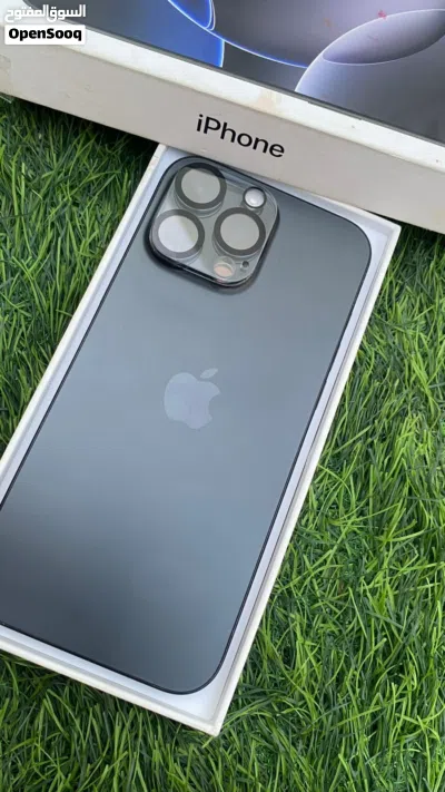 ايفون 16 برو ماكس للبيع 3