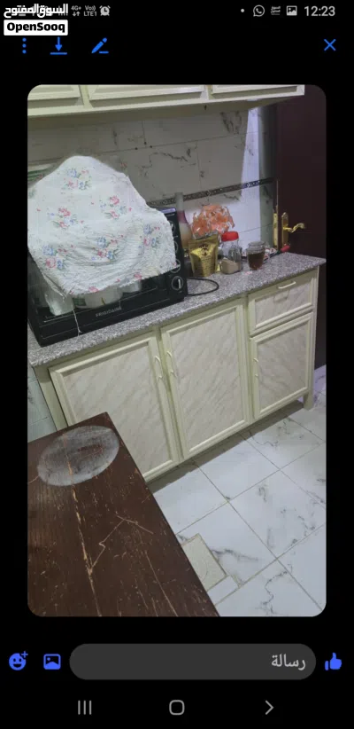 مطبخ المنيوم بحاله ممتاذه شبه جديد مقاس 140 مع الرخامه نظيف جدا وقطعه مطبخ تاني 120 سم 3