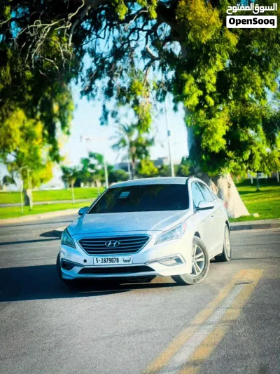 Hyundai Sonata GL 2