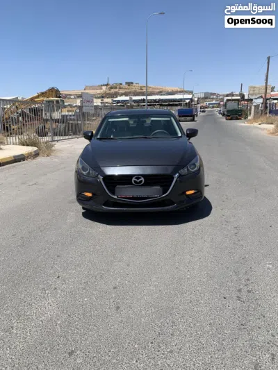 Mazda 3 Standard 4
