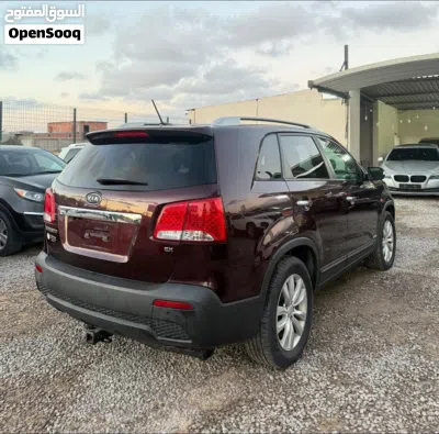 Kia Sorento EX 3