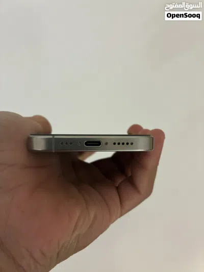 ايفون 15برو محلي مش مفتوح 3