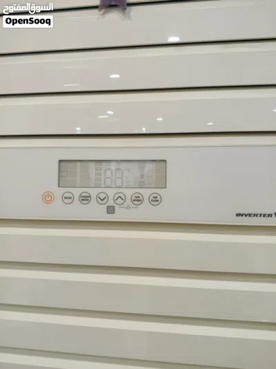 مكيف LG بحالة ممتازة للبيع 2