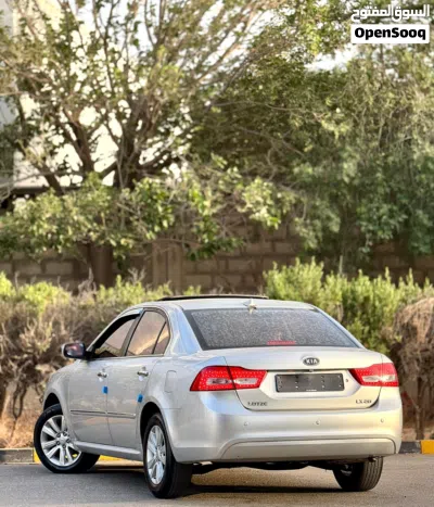 Kia Lotze 3