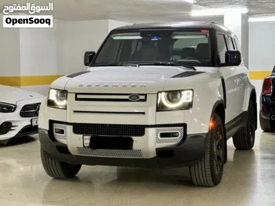 Land Rover Defender 110 X-Dynamic 3