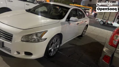 Nissan Maxima S 3