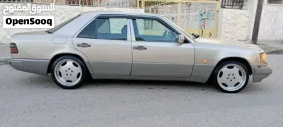 Mercedes Benz E-Class E 200 3