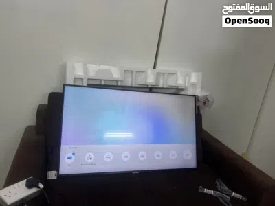 للبيع شاشات جديده سعر 35 3