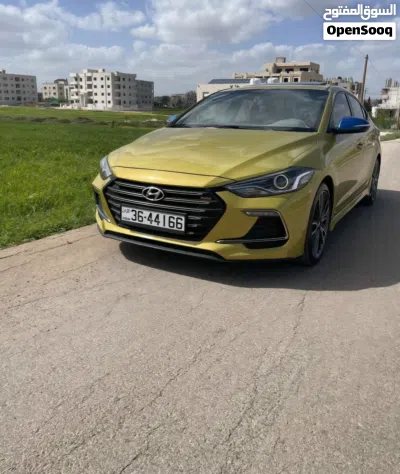 هيونداي افانتي SE 4