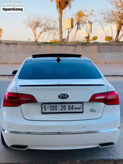 Kia Cadenza Limited 2