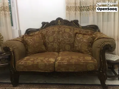 طقم كنب للبيع قابل للتفاوض 3