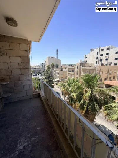 شقة للبيع موقع مميز شارع الجاردنز خلف مطعم النيران 4