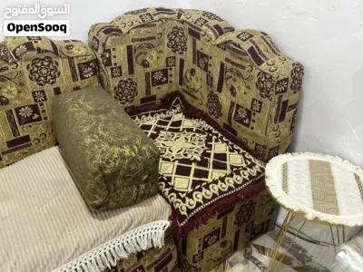 قنفات ديوان شبه جديده مستعمله بقله 3