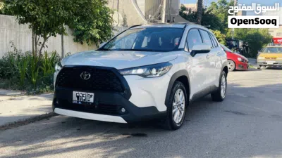 تويوتا كورولا كروس XLE 4