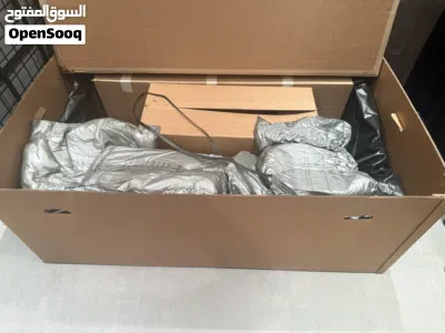 Brand New Jeep Wrangler 4-Door Soft Top – Unused in Original Box 3