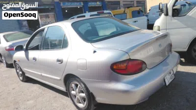 Hyundai Avante Standard 3