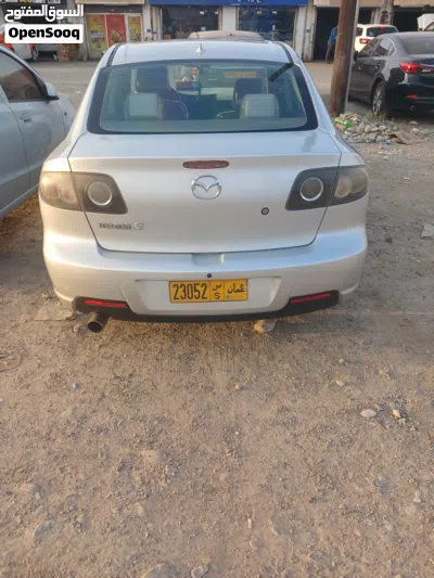 Mazda 3 Standard 2