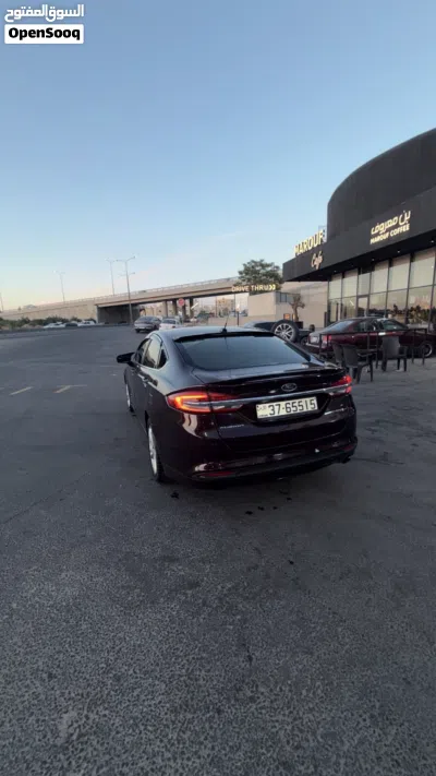 Ford Fusion SE 4