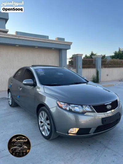 Kia Forte LXS 2