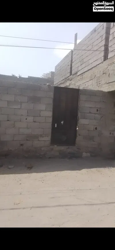 ارضيه في الحديده شارع صدام مساحه حره 9 امتار في 8 امتار للببيع الراغبيبن 2
