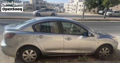 Mazda 3 Standard 3