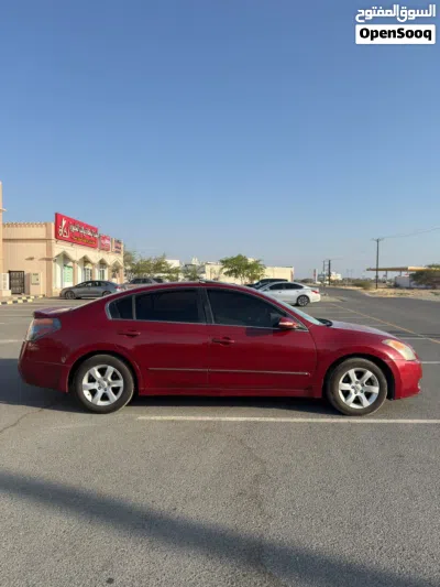 Nissan Altima S 4