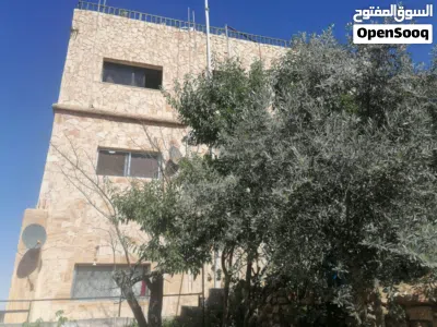 عمارة مكونة من 4 شقق 3