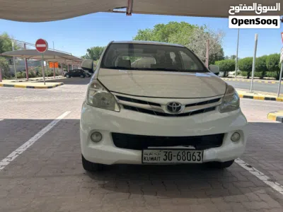 Toyota Avanza GLS 4