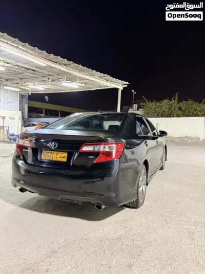 Toyota Camry SE 2