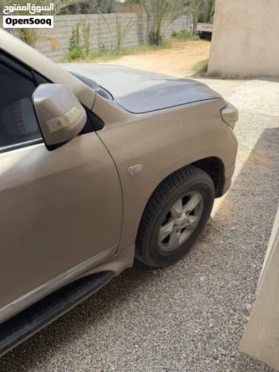 Toyota Land Cruiser VXR 3