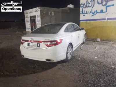 Hyundai Azera GL 2