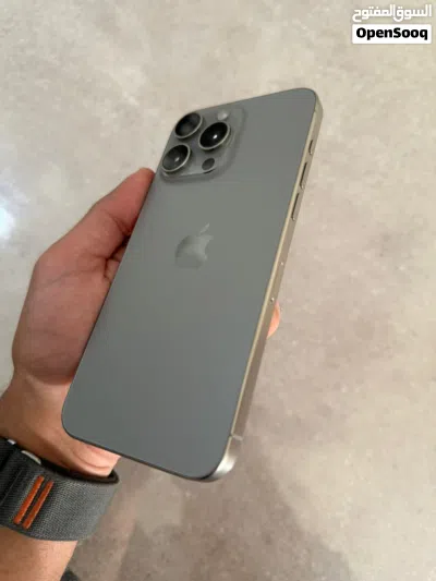ايفون 15 برو ماكس 256gb بطارية 96% 4
