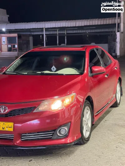 Toyota Camry SE 2