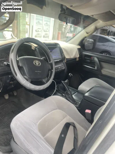 Toyota Land Cruiser GR 3