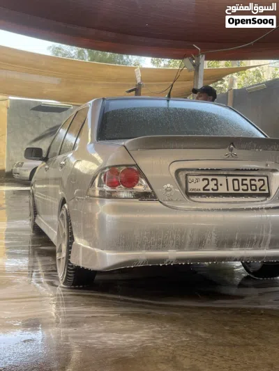 Mitsubishi Lancer GLX 4