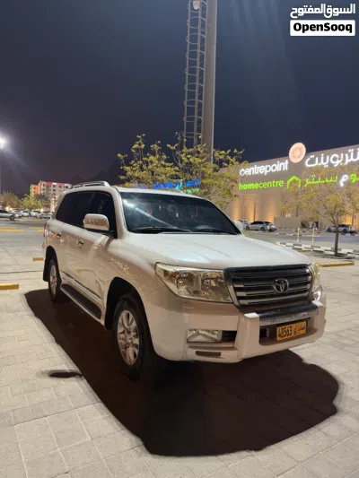 Toyota Land Cruiser GXR 3