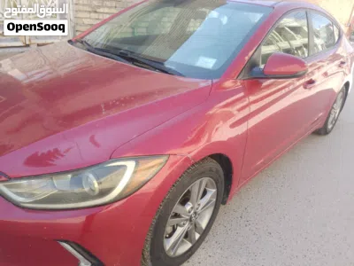 Hyundai Elantra SE 4