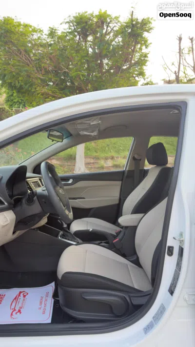 Hyundai Accent Standard 4