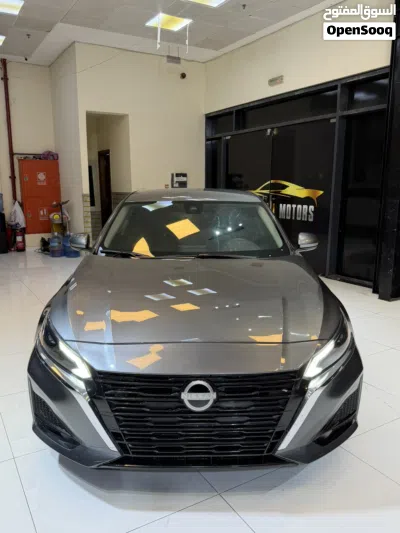 Nissan Altima S 3