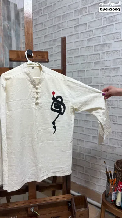 Clothes calligraphy with desired text. male and female الخط الملابس مع النص المطلوب. الذكور والإناث 3