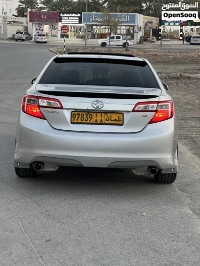 Toyota Camry SE 3