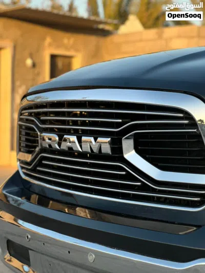 Dodge Ram Big Horn 4