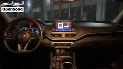 Nissan Altima SV 4