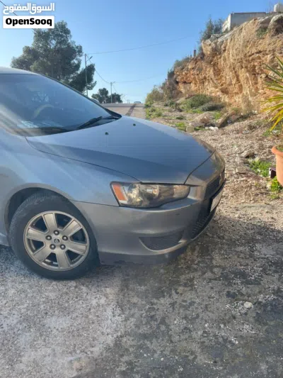 Mitsubishi Lancer Standard 3