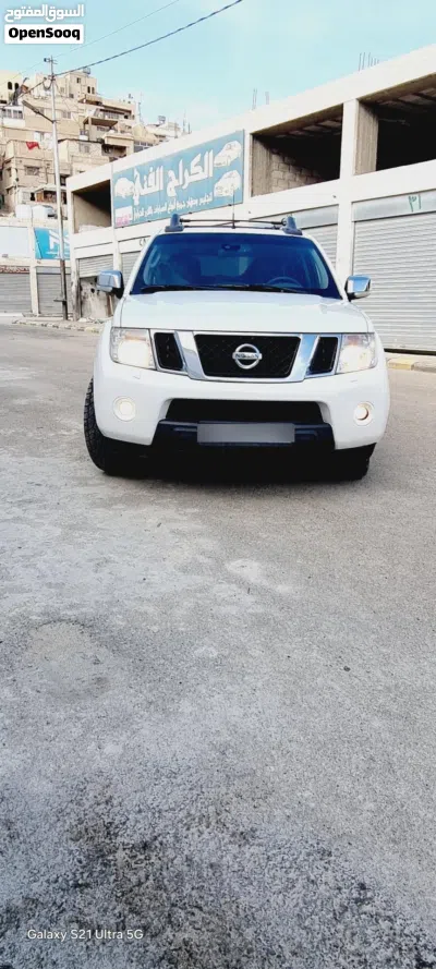 نيسان نافارا LE 2