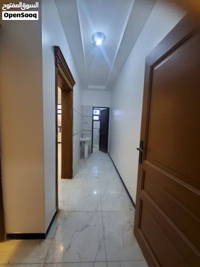 شقه للايجار في شملان جنب الخط العام مباشرتن وسط كل الخدمات حي راقي جداً شقه لوكس سراميك ديكورات لمسس 2