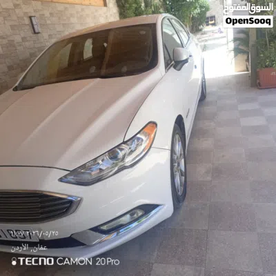 Ford Fusion SEL 3