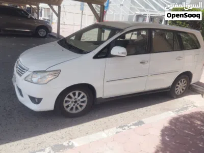 Toyota Innova GL 2