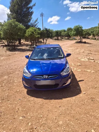 Hyundai Accent Standard 4